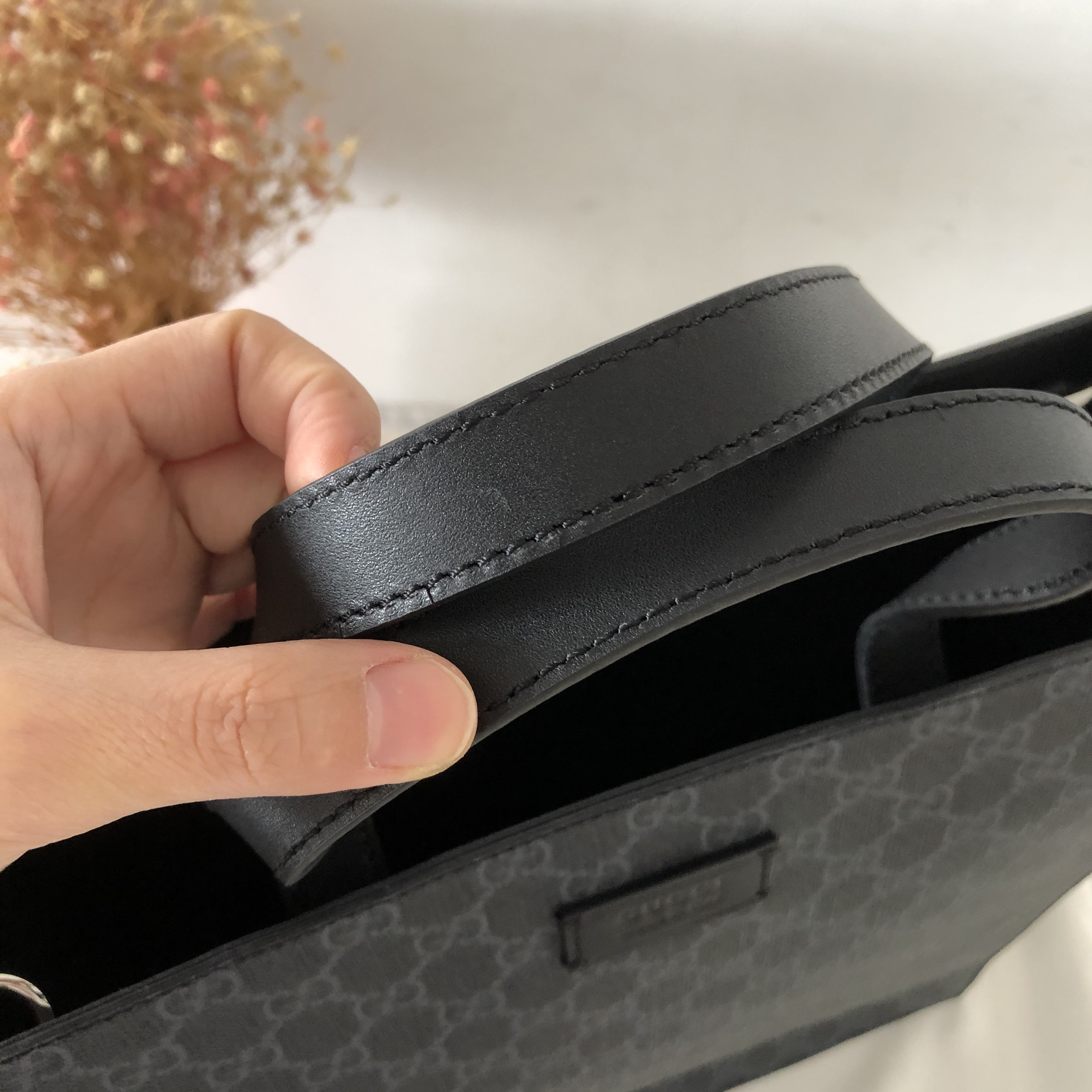 구찌 토트백 GG 미디엄